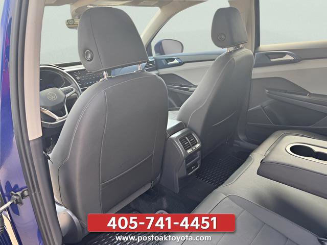 Used 2024 Volkswagen Taos SE FWD image 17