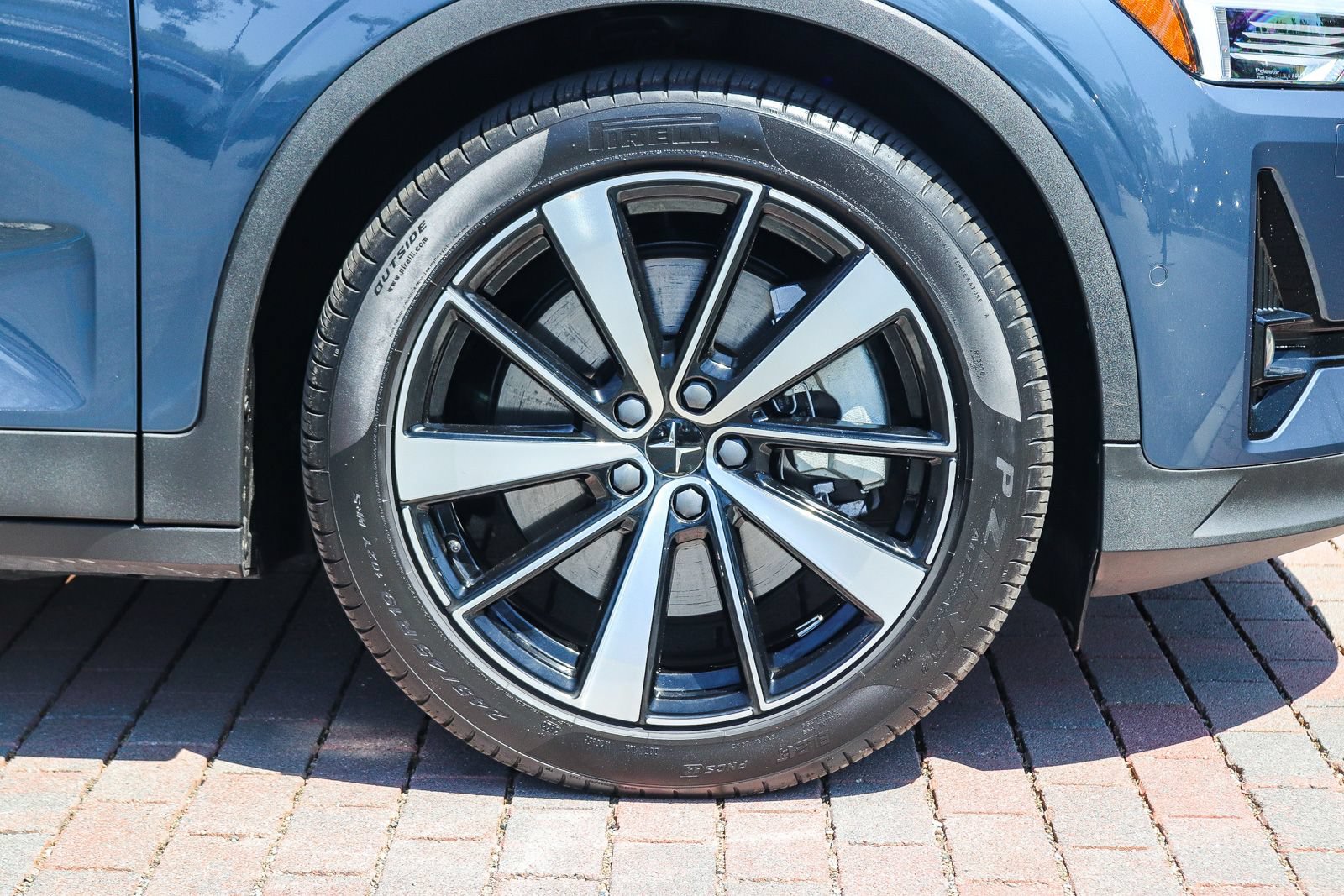 Used 2021 Polestar Polestar 2 AWD/4WD image 9