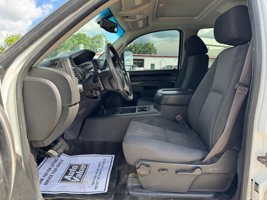 Used 2014 Chevrolet Silverado 3500 LT AWD/4WD image 15