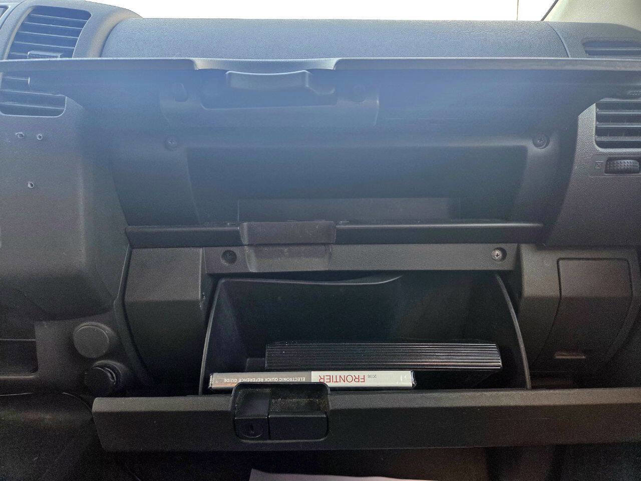 Used 2008 Nissan Frontier XE w/ XE Preferred Pkg image 27