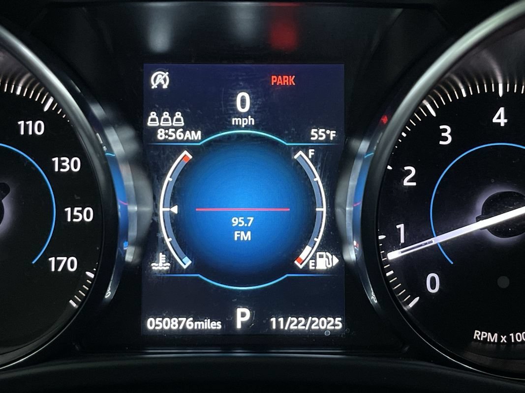 Used 2019 Jaguar F-PACE Premium AWD/4WD image 19