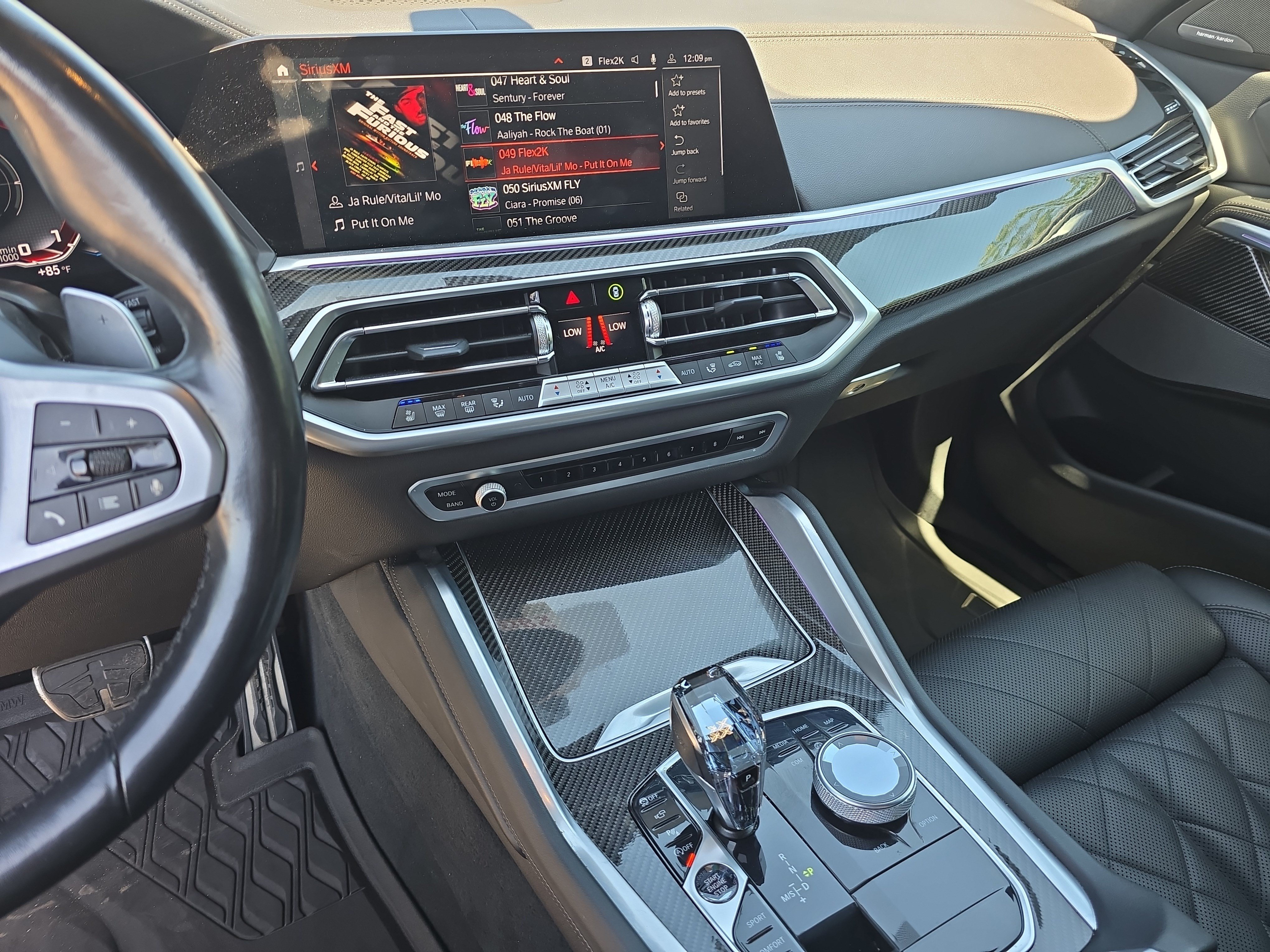 Used 2023 BMW X6 M50i w/ Executive Package AWD/4WD image 21