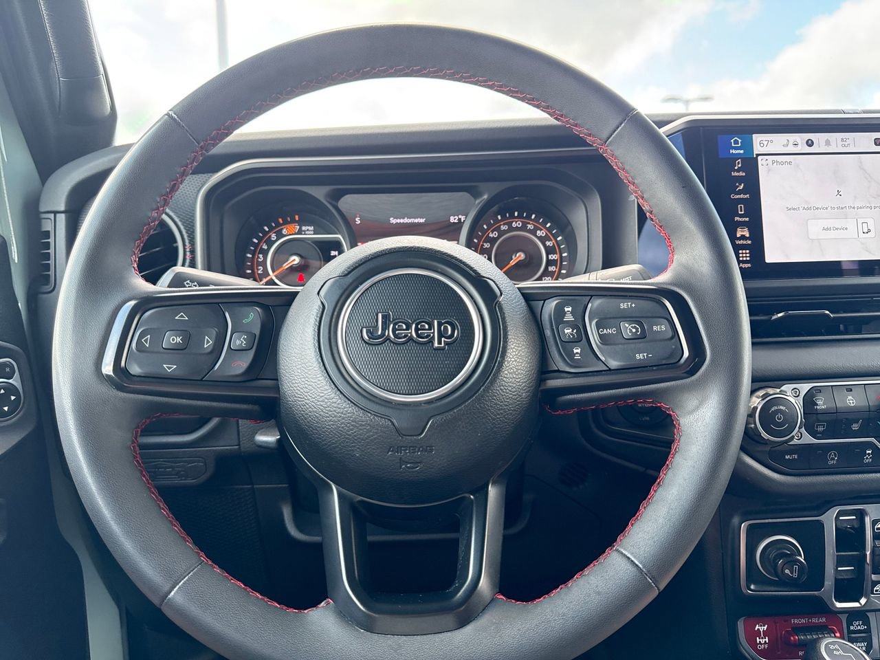 Certified 2024 Jeep Wrangler Unlimited Rubicon w/ Safety Group image 15