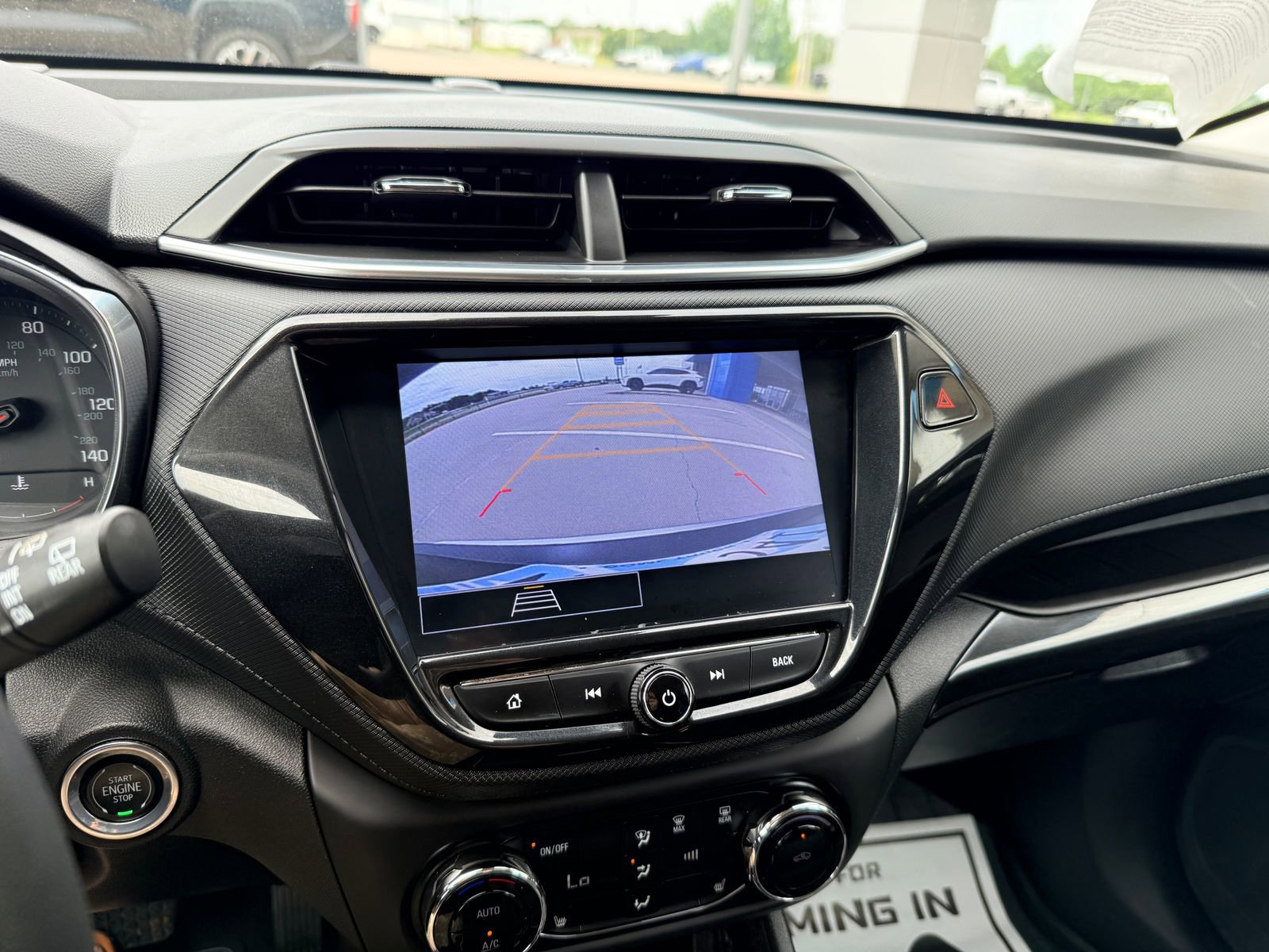 Used 2023 Chevrolet TrailBlazer LT w/ Convenience Package FWD image 17