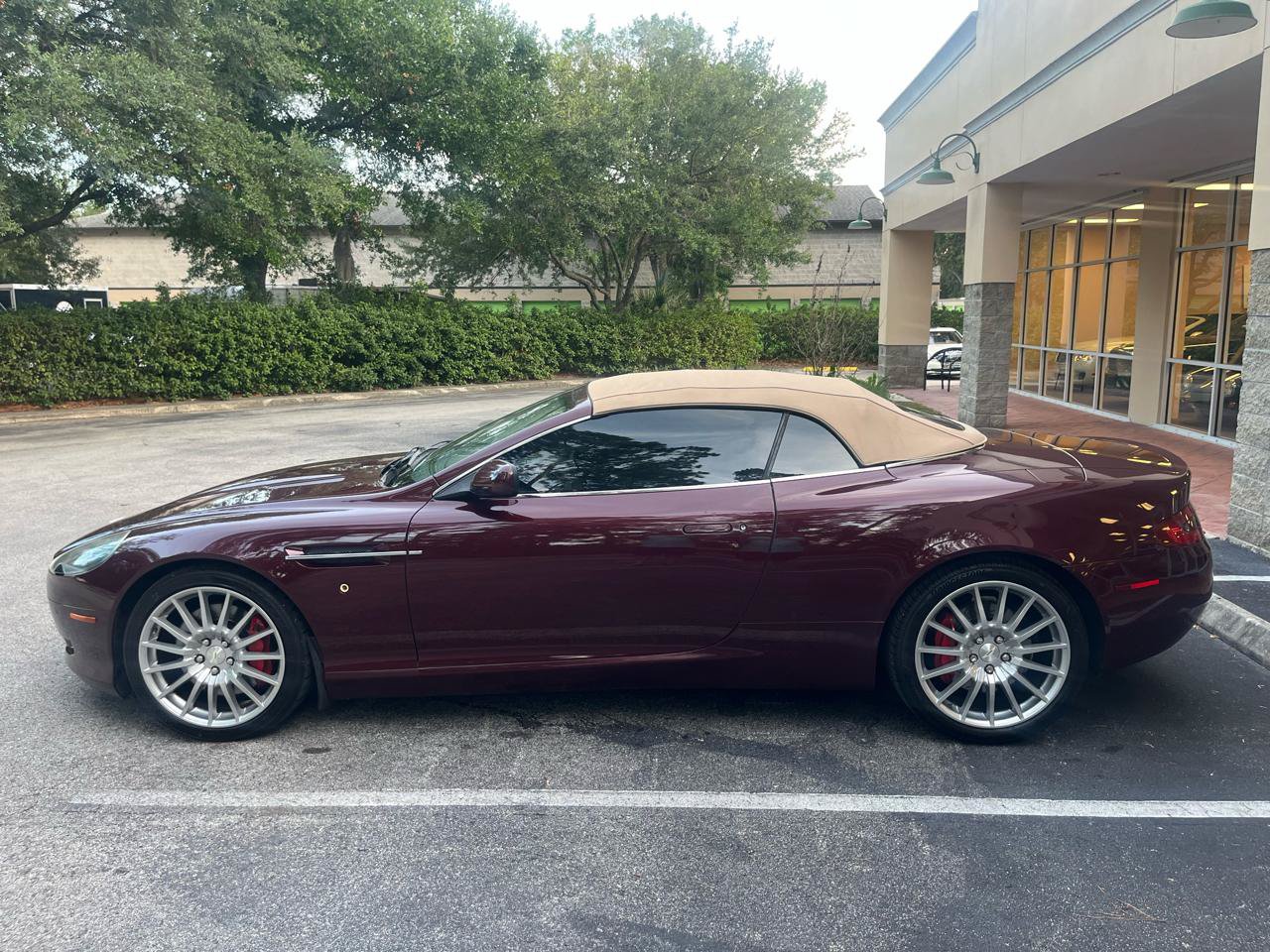 Used 2007 Aston Martin DB9 Volante RWD image 24