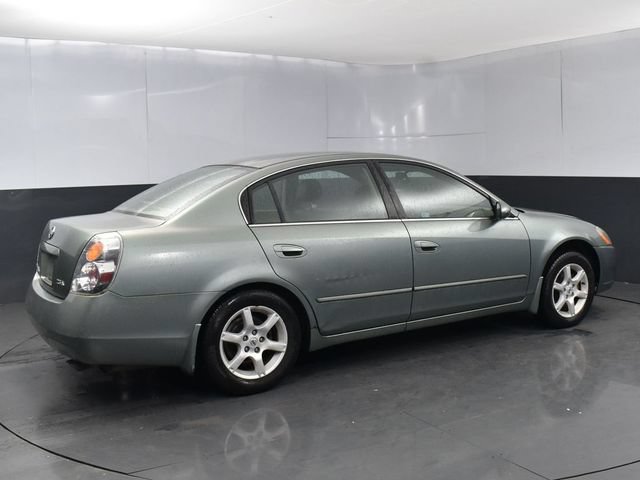 Used 2005 Nissan Altima 2.5 S w/ (F01) Convenience Pkg FWD image 3