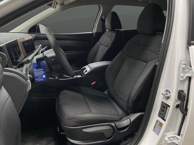 New 2026 Hyundai Tucson SE image 4