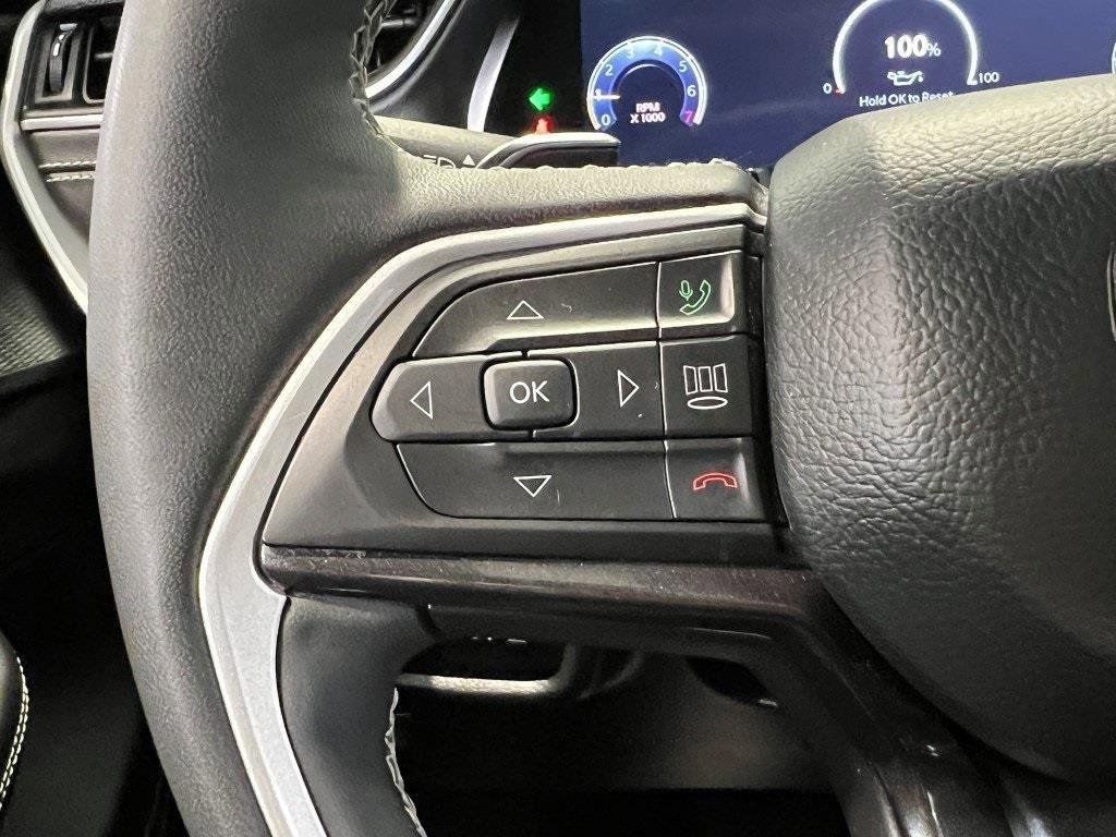 Used 2023 Jeep Grand Cherokee Altitude image 37