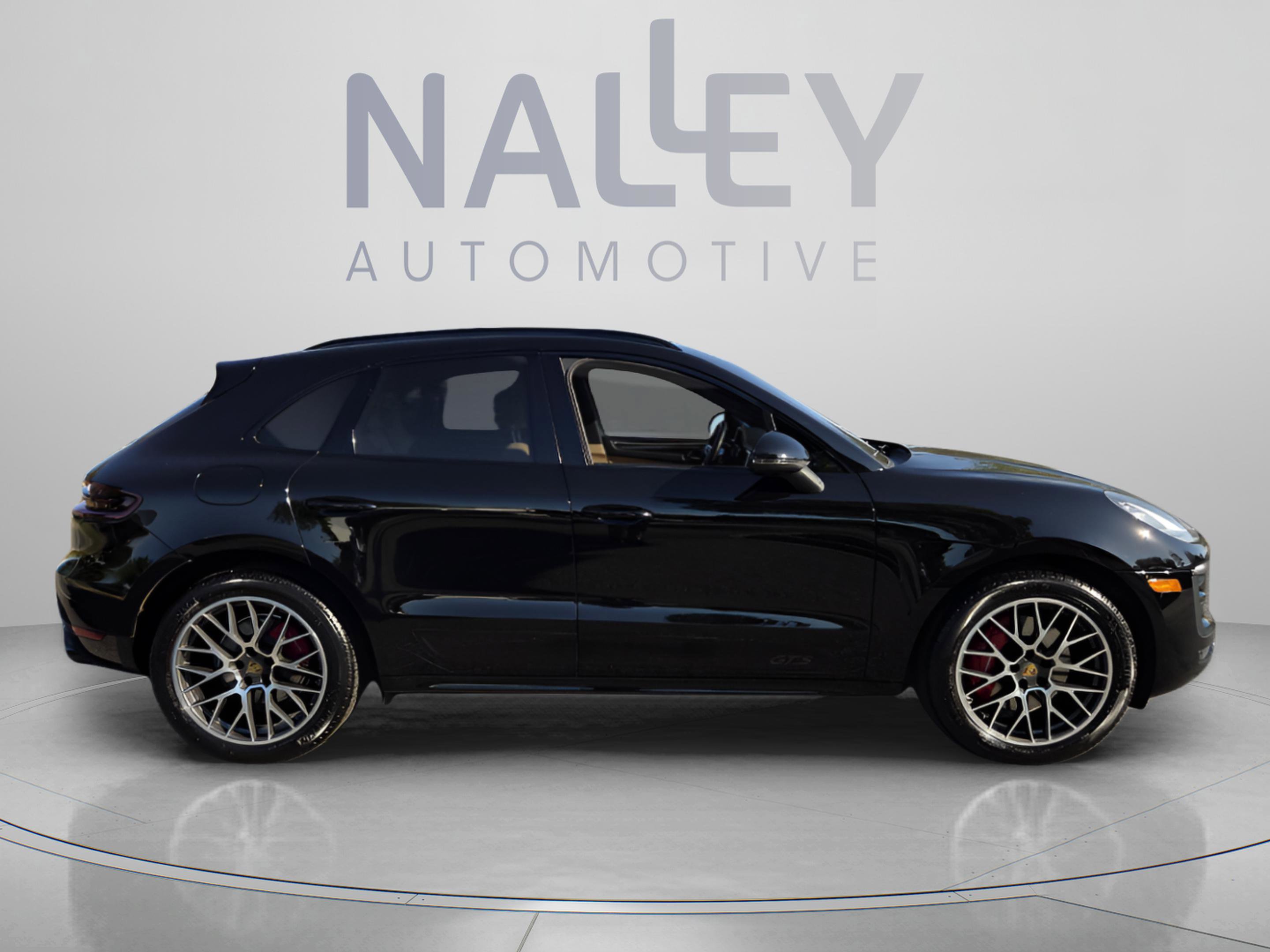 Used 2017 Porsche Macan GTS AWD/4WD image 6