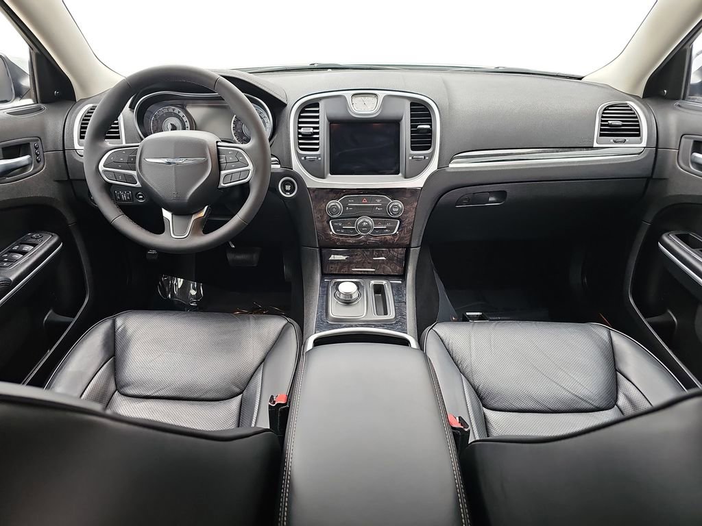 Used 2023 Chrysler 300 Touring L w/ Popular Equipment Group image 9