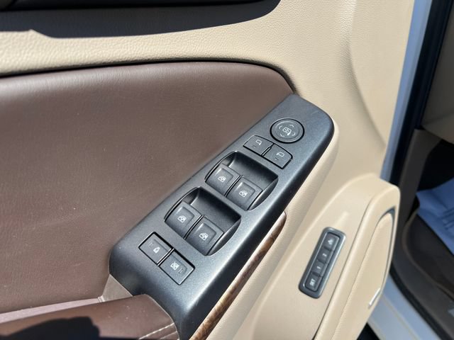 Used 2015 Chevrolet Suburban LT AWD/4WD image 13