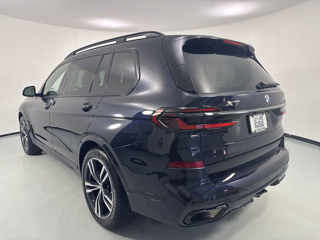 Certified 2024 BMW X7 xDrive40i w/ M Sport Package image 5