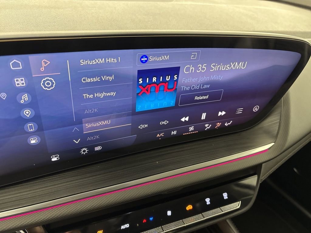 Used 2025 Buick Envision Preferred image 31