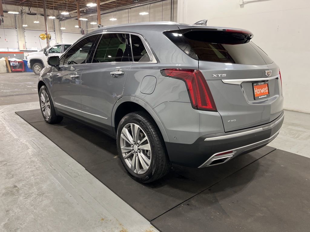 Used 2022 Cadillac XT5 Premium Luxury w/ Technology Package image 6