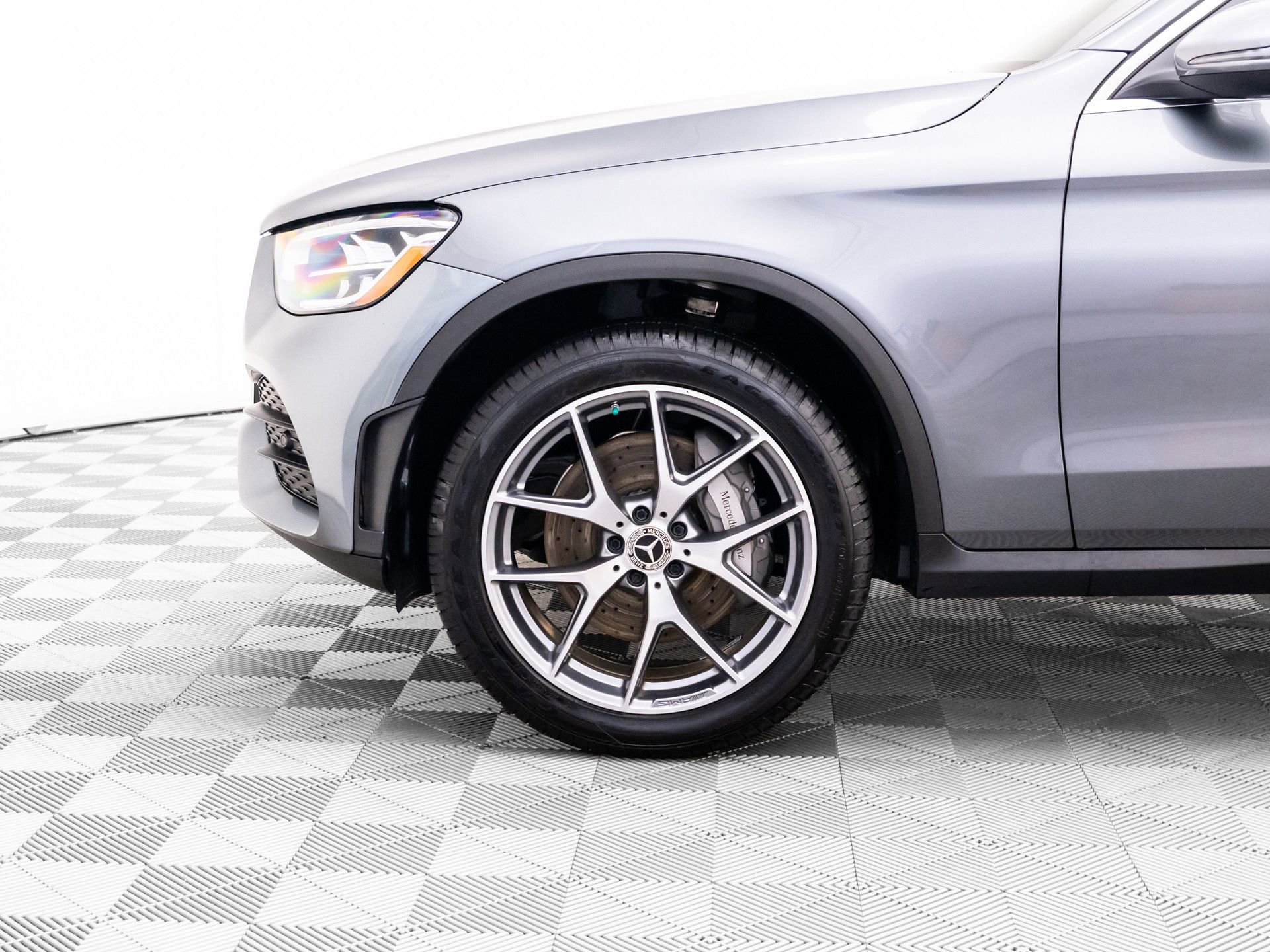 Used 2020 Mercedes-Benz GLC 300 4MATIC image 33