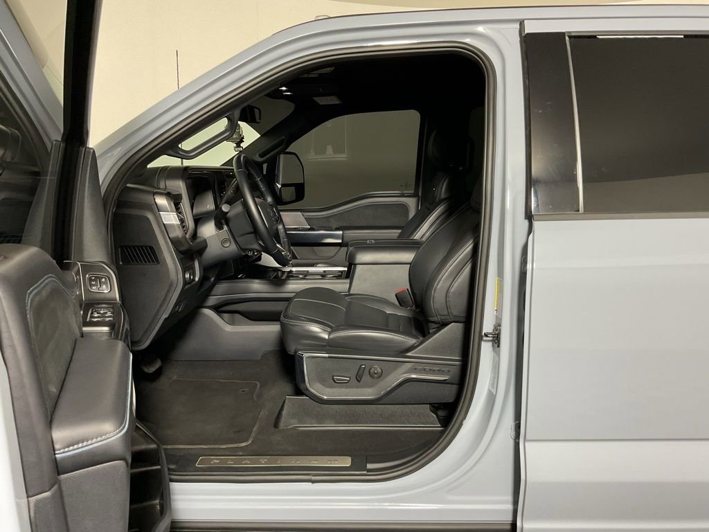Used 2026 Ford F350 Platinum AWD/4WD image 22