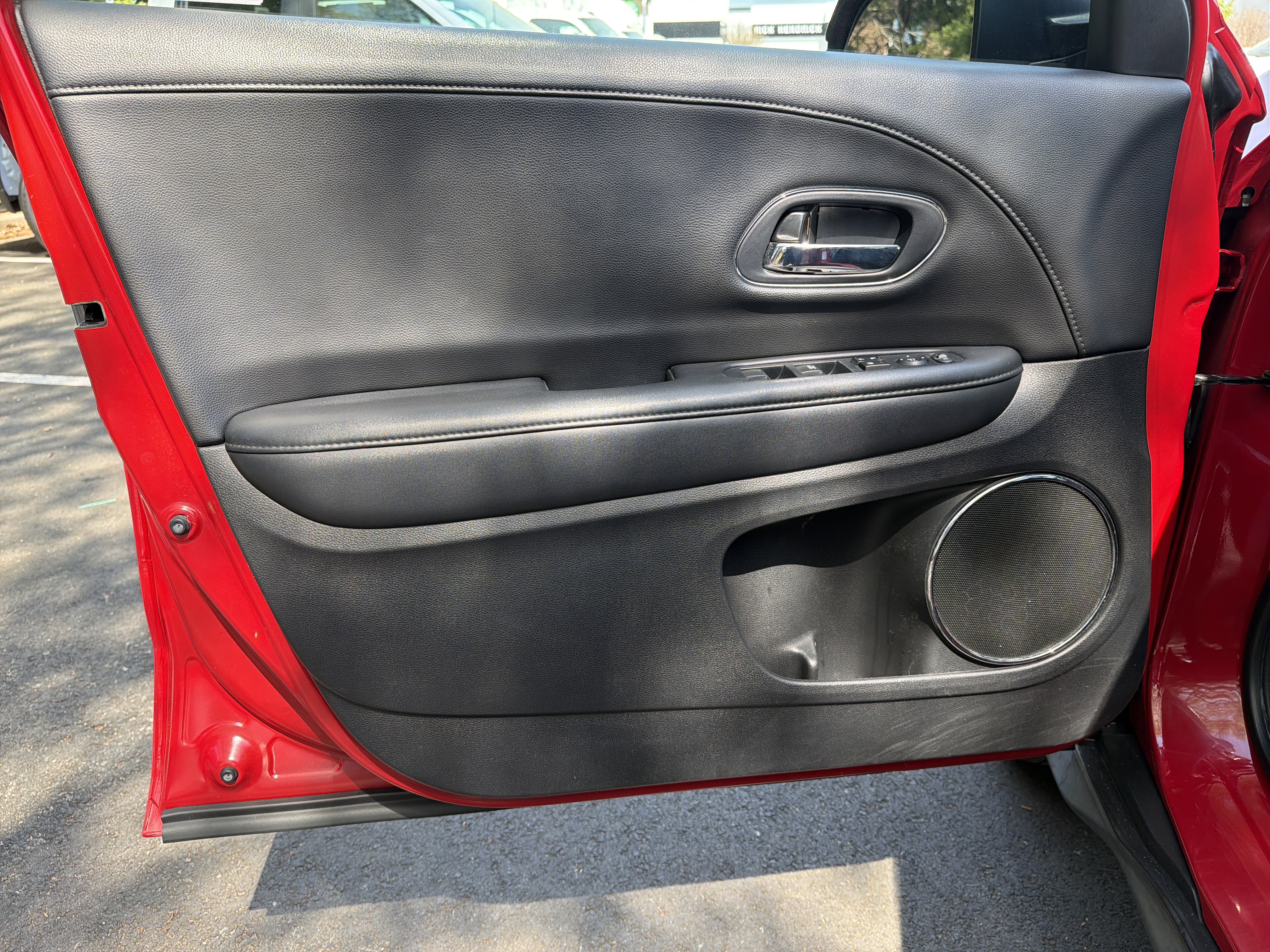 Used 2019 Honda HR-V EX-L image 14