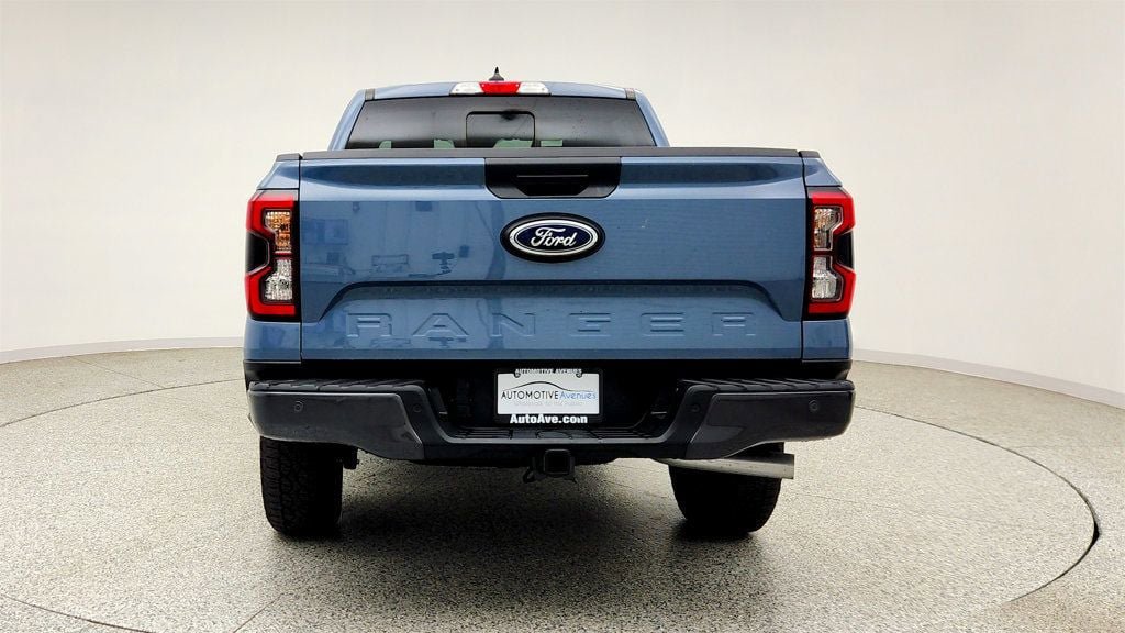 Used 2025 Ford Ranger Lariat w/ FX4 Off-Road Package AWD/4WD image 6