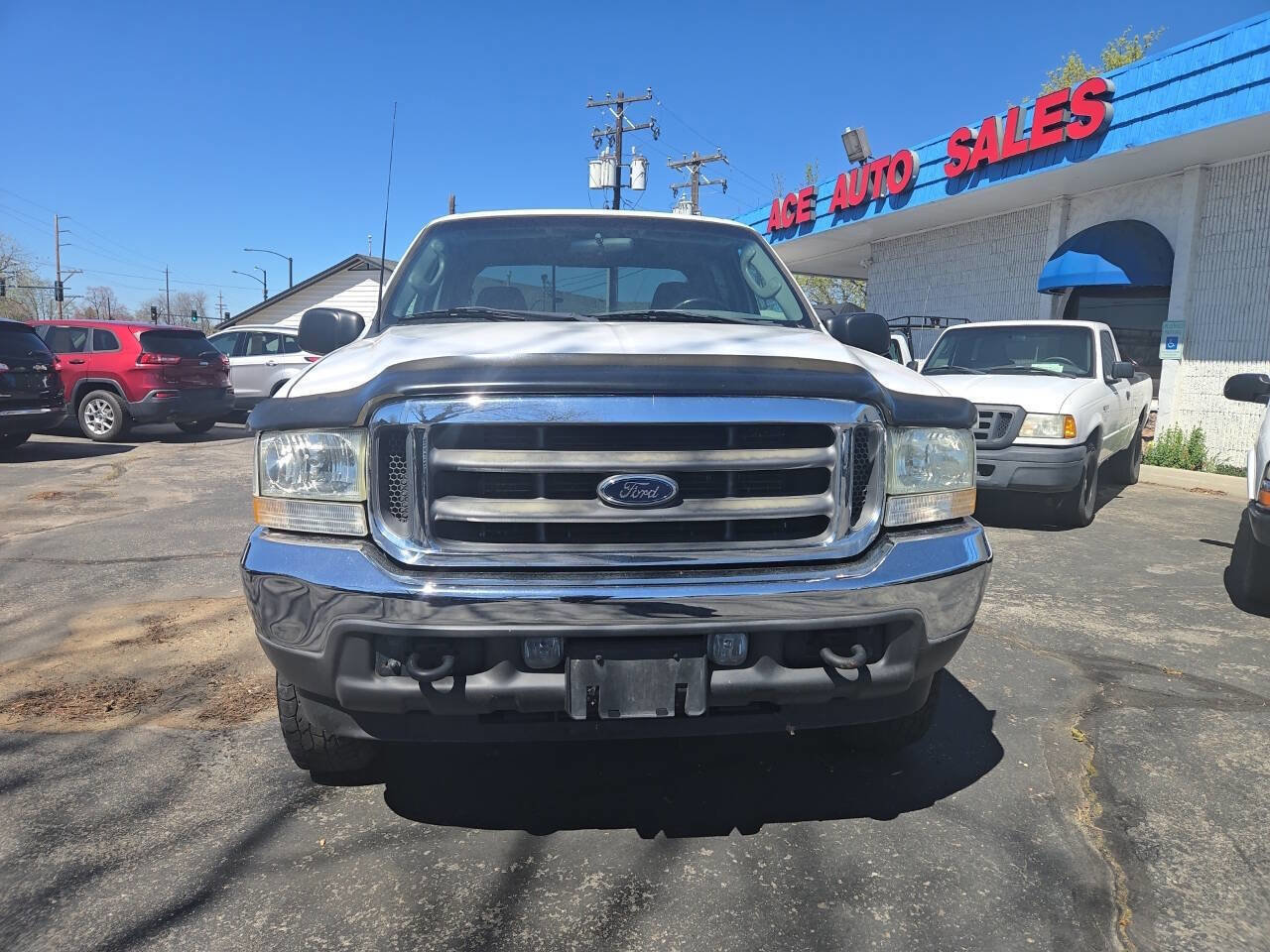 Used 2003 Ford F250 XLT image 2