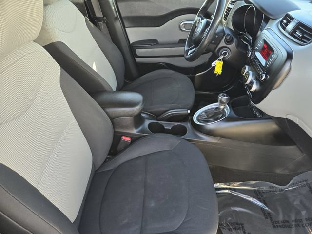 Used 2014 Kia Soul FWD image 13