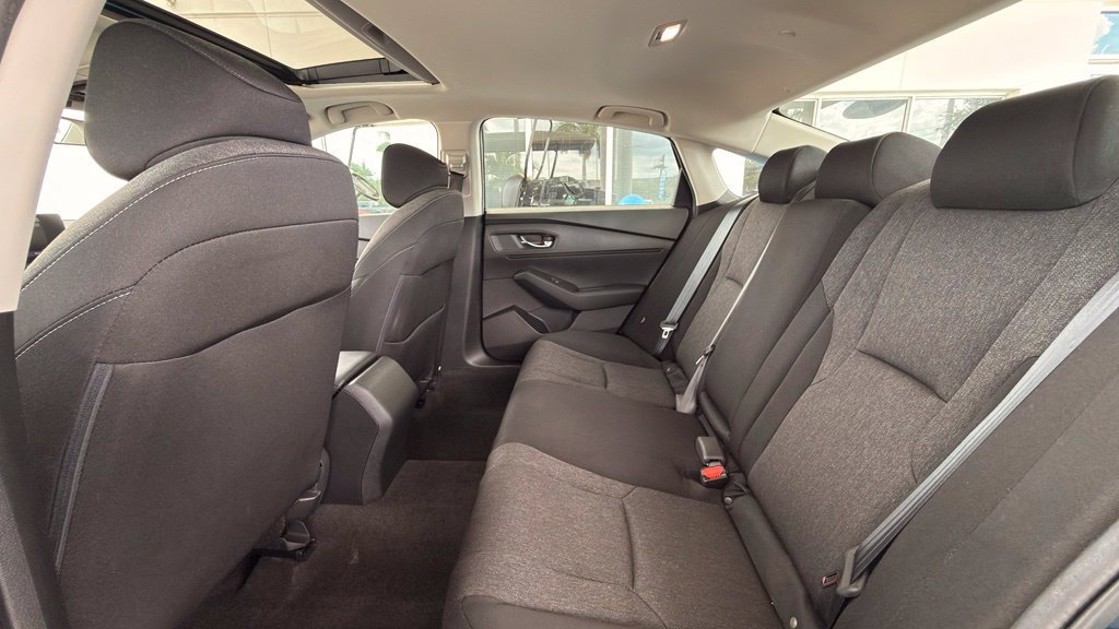 Certified 2023 Honda Accord EX image 9