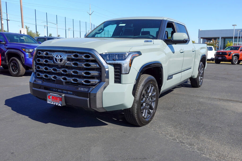 New 2026 Toyota Tundra Platinum image 7