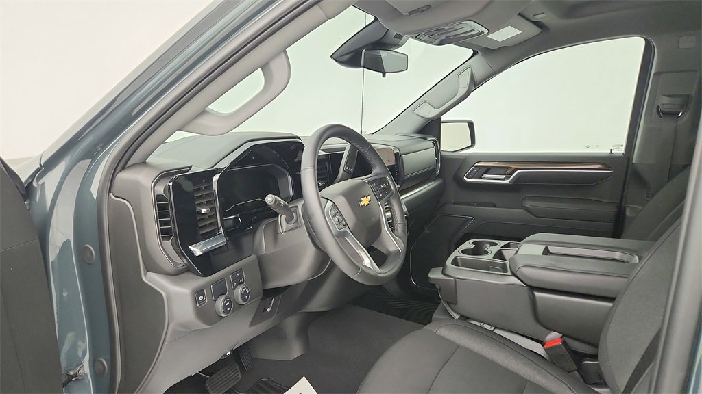 Certified 2025 Chevrolet Silverado 1500 LT image 16