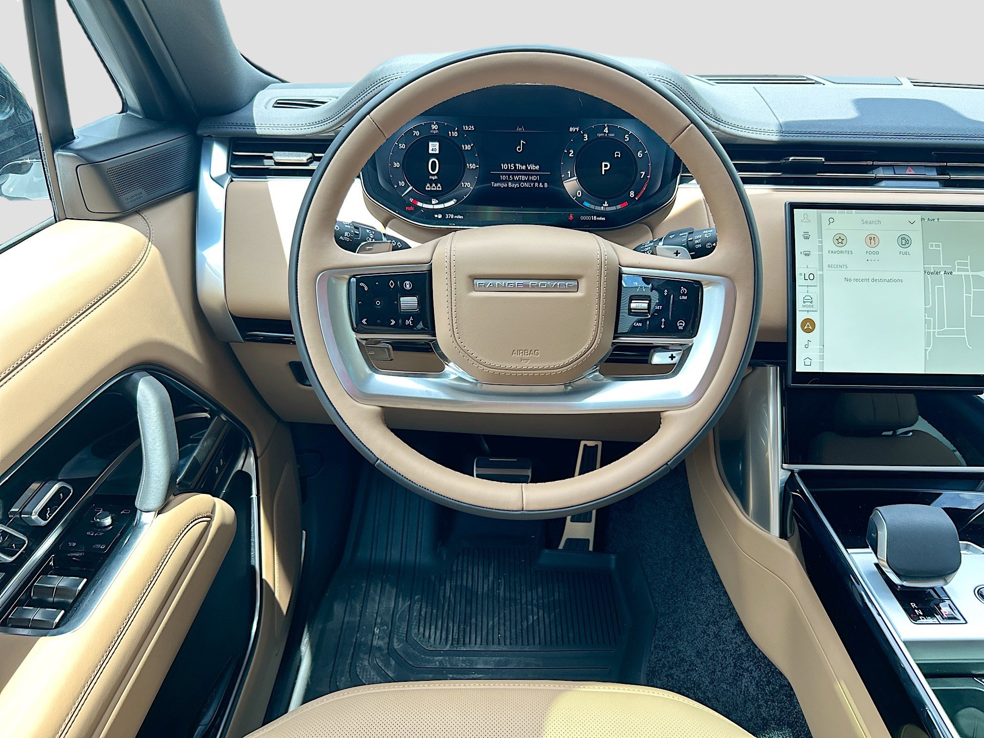 New 2025 Land Rover Range Rover SE image 12
