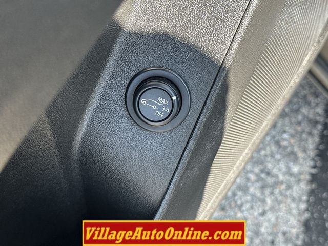 Used 2022 Chevrolet Equinox LT AWD/4WD image 11