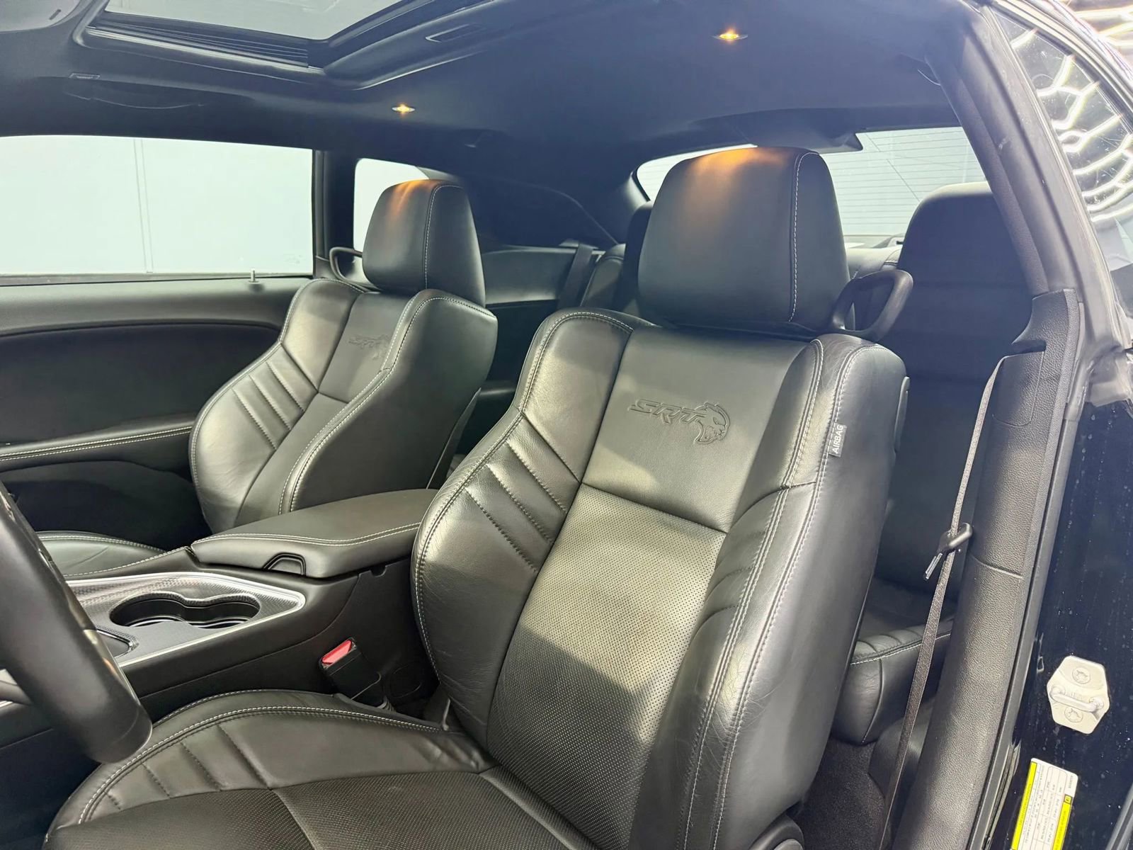 Used 2019 Dodge Challenger SRT Hellcat Redeye image 2