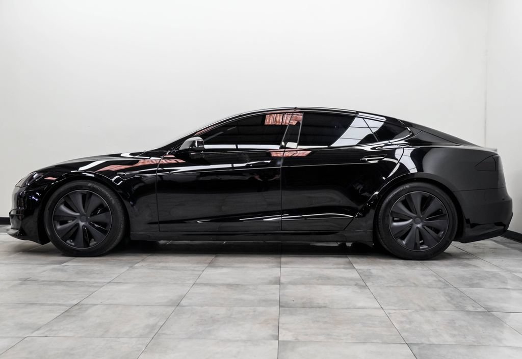 Used 2023 Tesla Model S AWD/4WD image 9