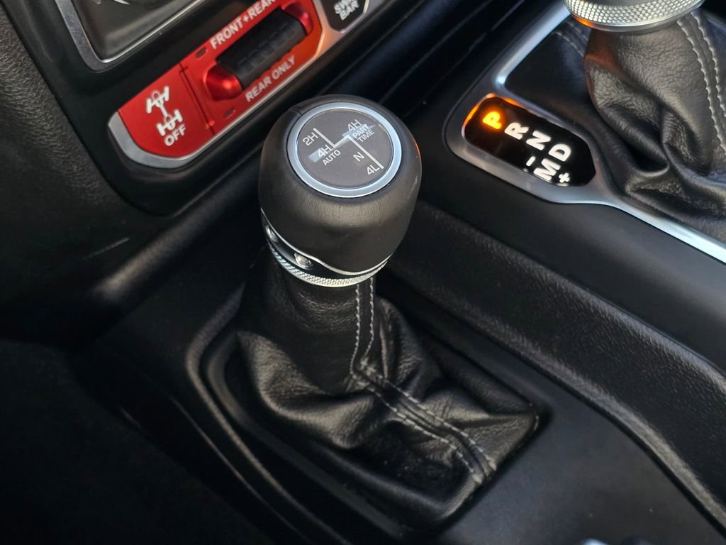 Used 2024 Jeep Wrangler Unlimited Rubicon image 37