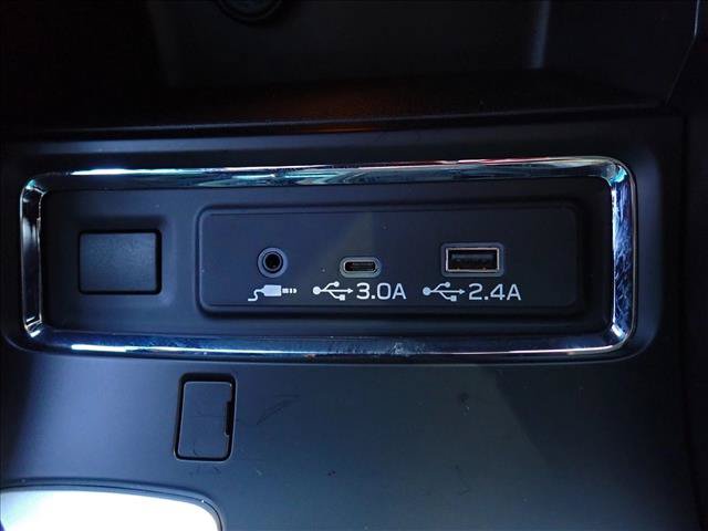 Used 2026 Subaru Ascent Premium AWD/4WD image 19