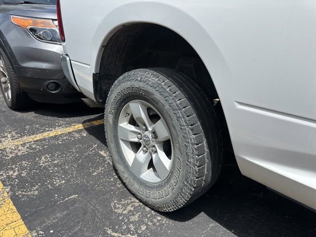 Used 2022 RAM 1500 Classic SLT AWD/4WD image 12