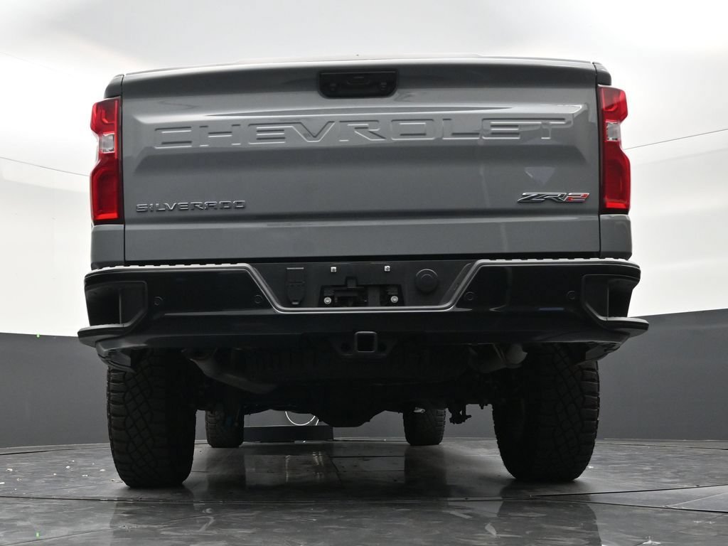 Used 2025 Chevrolet Silverado 1500 ZR2 AWD/4WD image 23