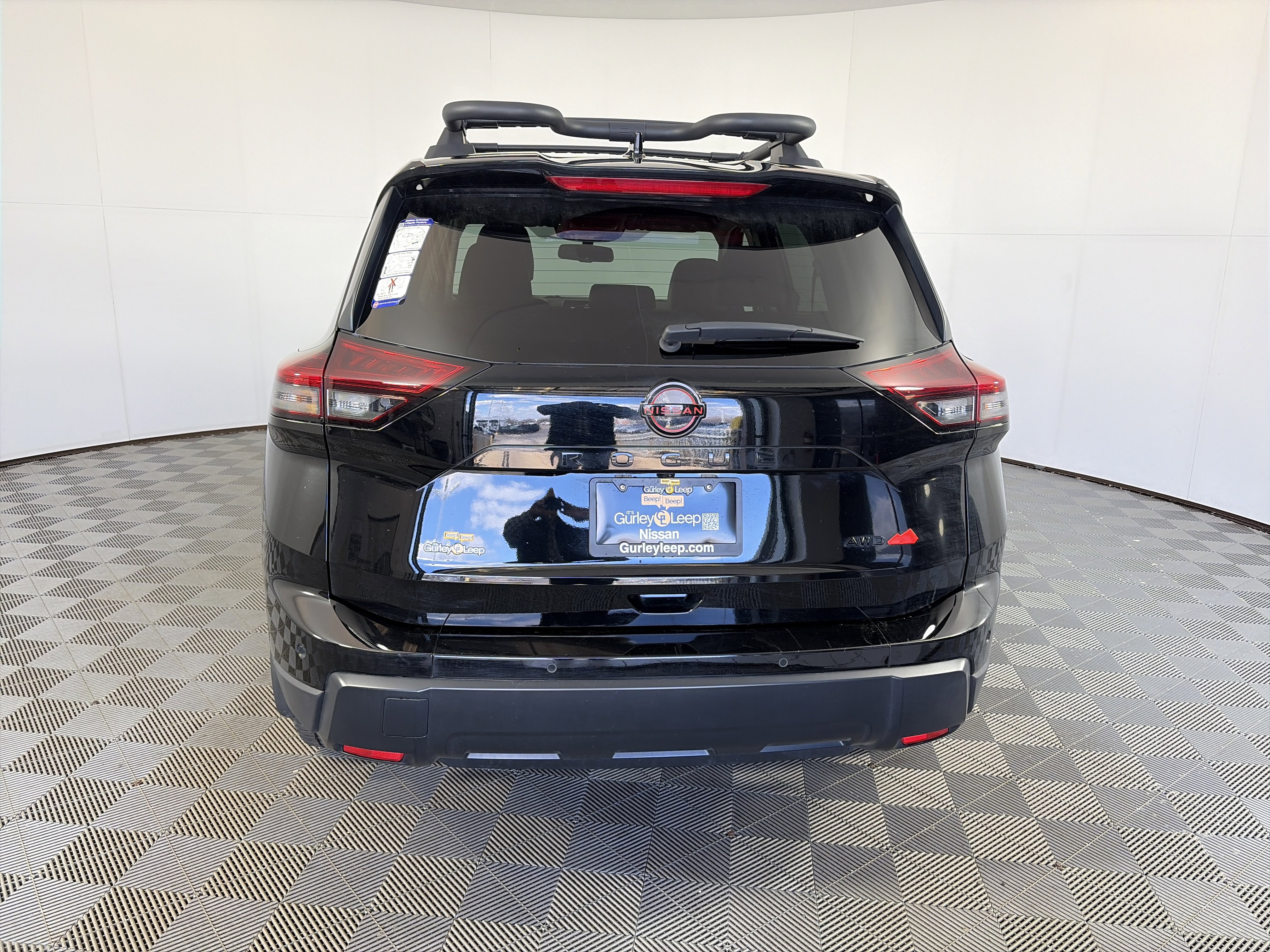 Certified 2025 Nissan Rogue SV w/ Rock Creek Premium Package image 9
