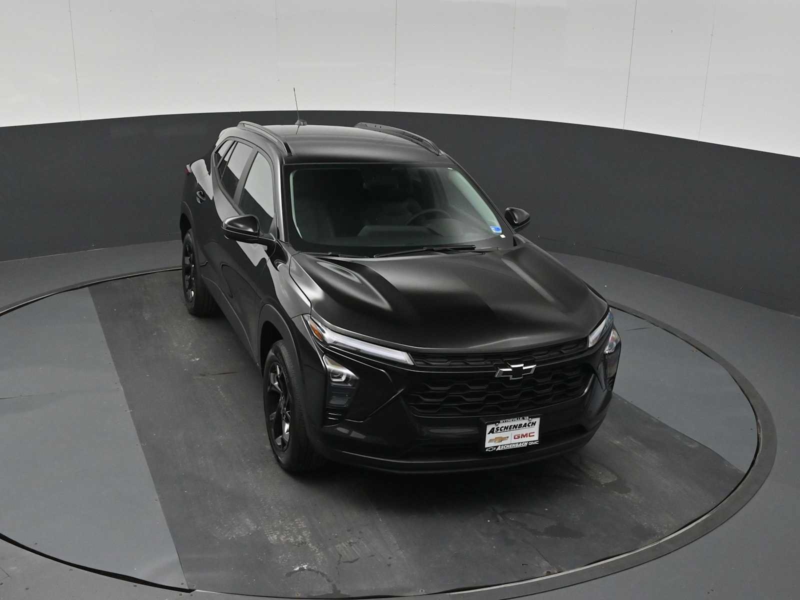 New 2026 Chevrolet Trax LT w/ Driver Confidence Package FWD image 11
