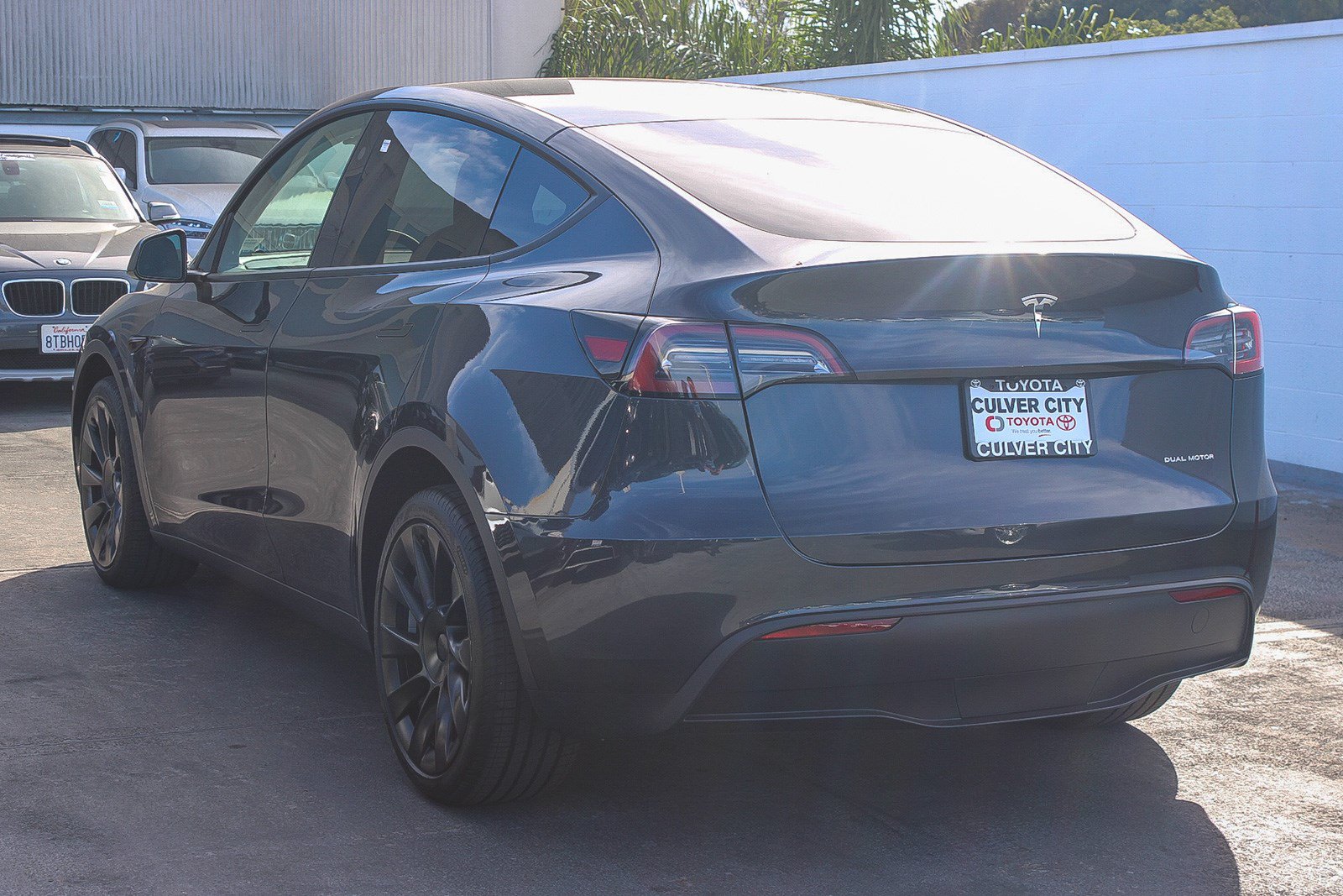 Used 2024 Tesla Model Y Long Range AWD/4WD image 7
