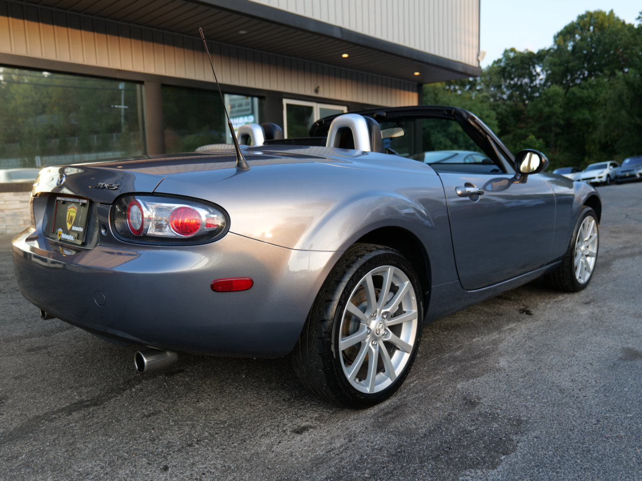 Used 2008 MAZDA MX-5 Miata Grand Touring w/ Premium Pkg image 85