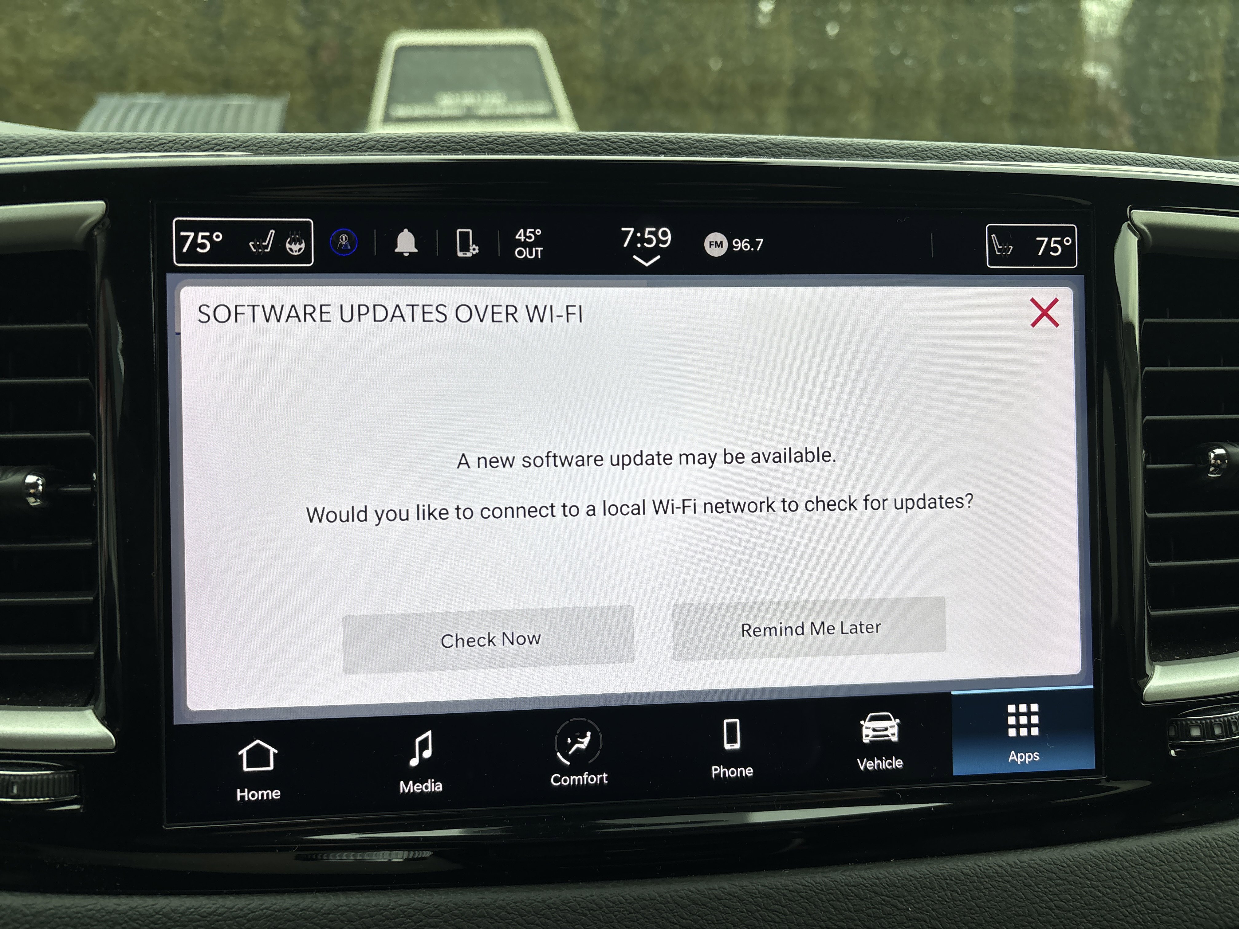 Used 2024 Chrysler Pacifica Touring-L image 27