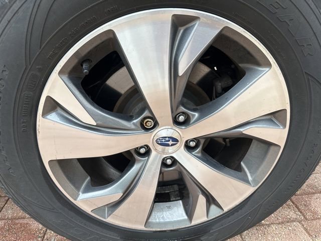 Used 2022 Subaru Ascent Premium w/ Convenience Package image 6