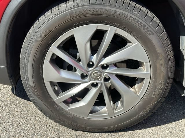 Used 2015 Nissan Rogue SL AWD/4WD image 16