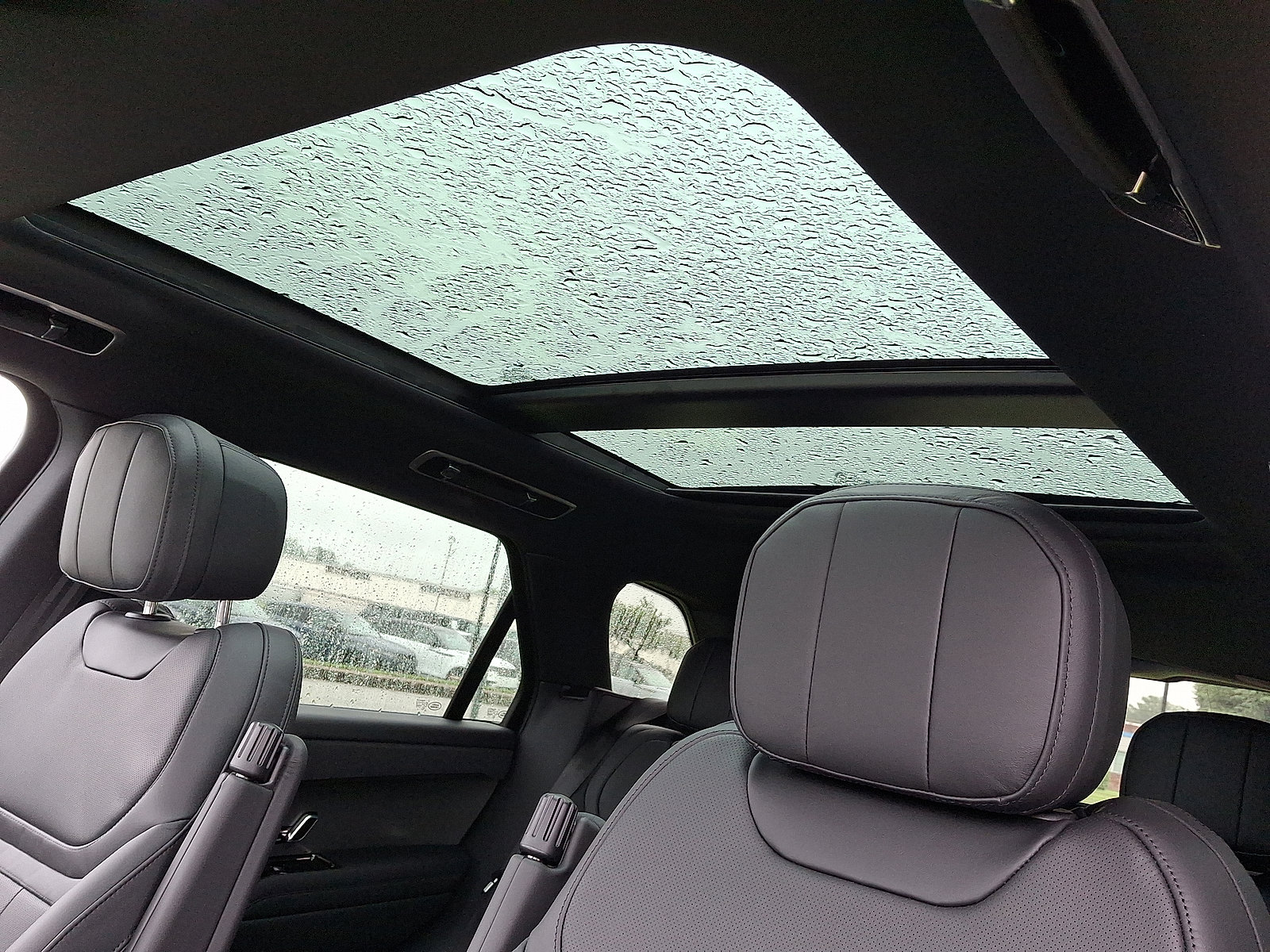 Certified 2025 Land Rover Range Rover Sport Dynamic SE image 11