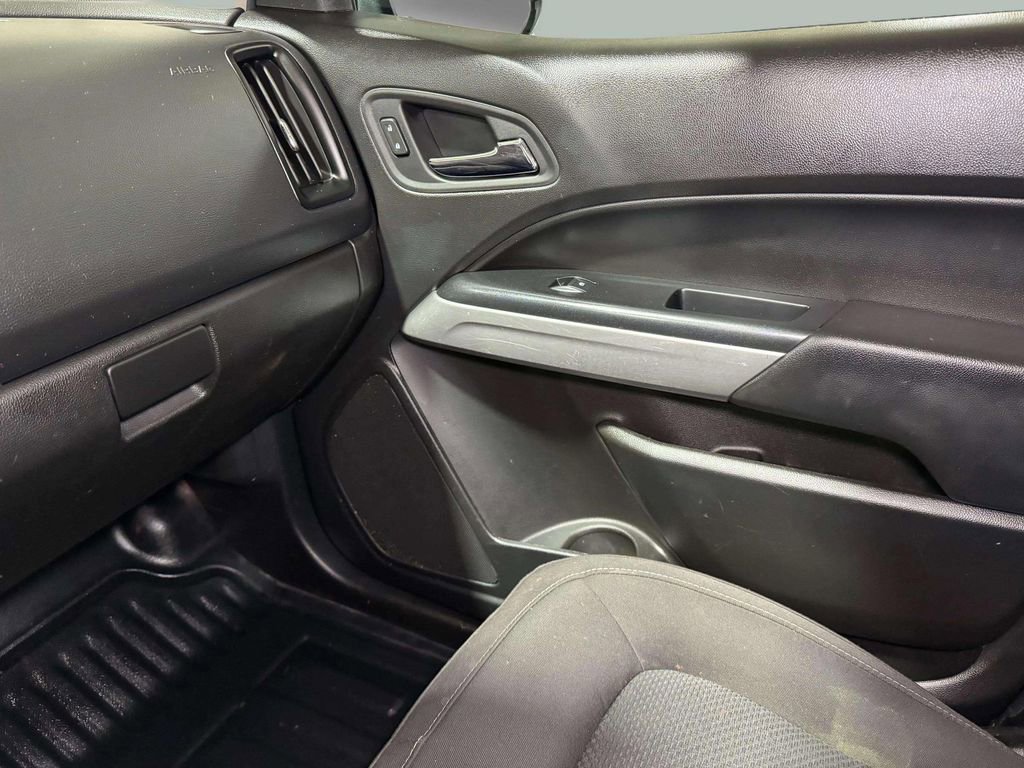 Used 2021 Chevrolet Colorado LT w/ Fleet Safety Package AWD/4WD image 20