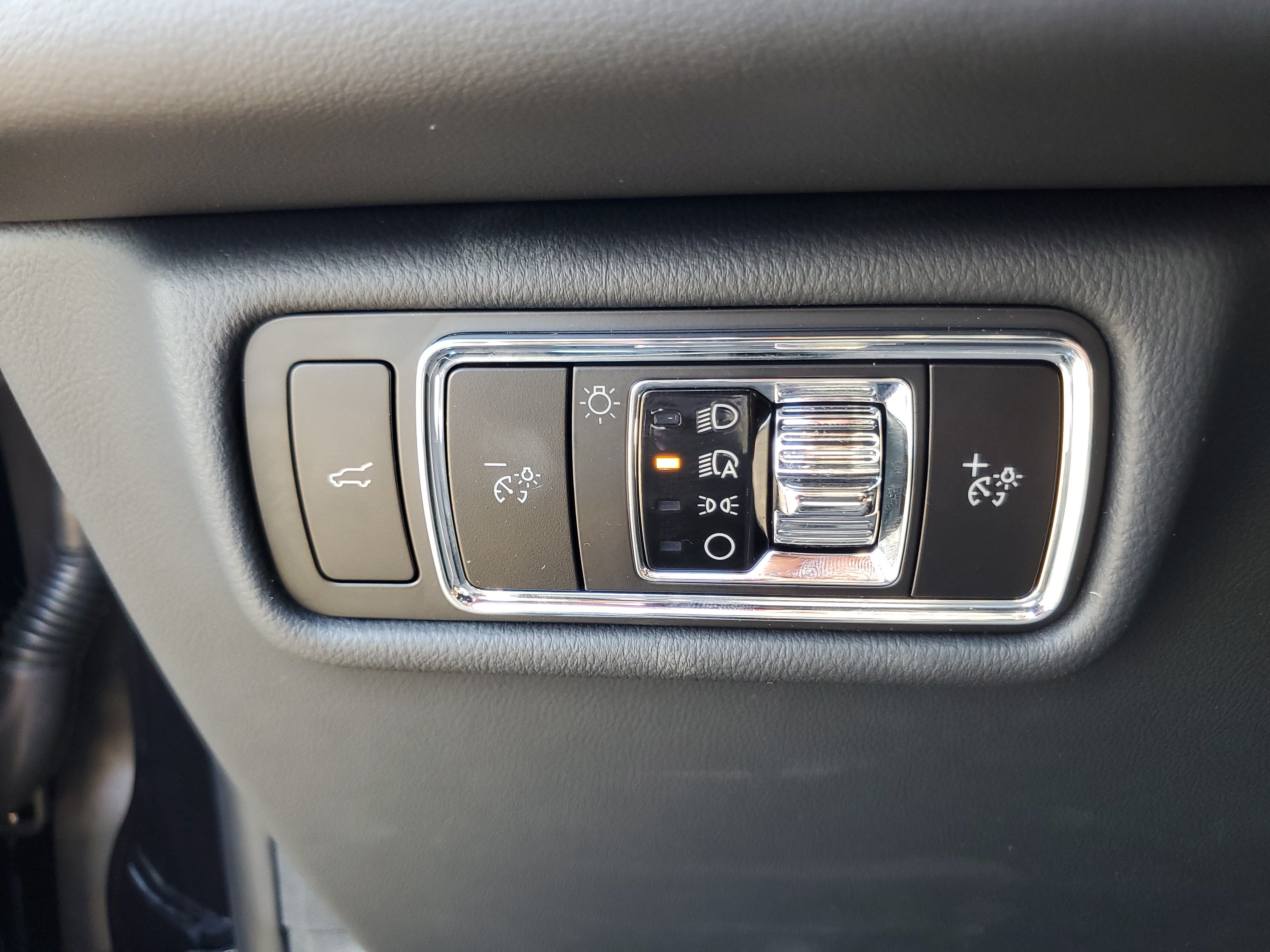 New 2027 Lincoln Aviator AWD image 13
