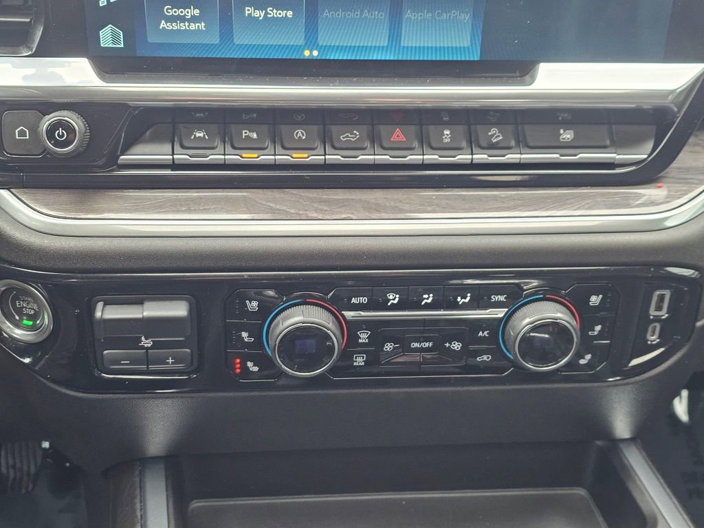 Used 2022 Chevrolet Silverado 1500 LTZ w/ LTZ Premium Package AWD/4WD image 33