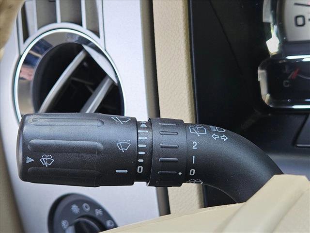 Used 2014 Ford Expedition XLT w/ Equipment Group 202A AWD/4WD image 14