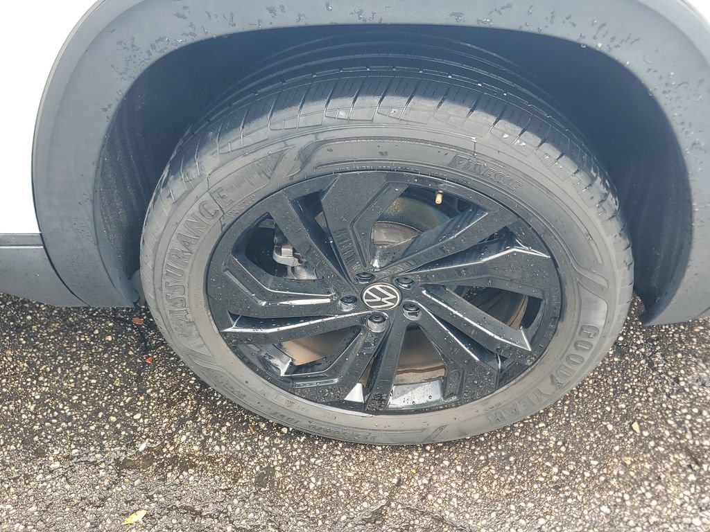 Used 2022 Volkswagen Atlas SE image 8