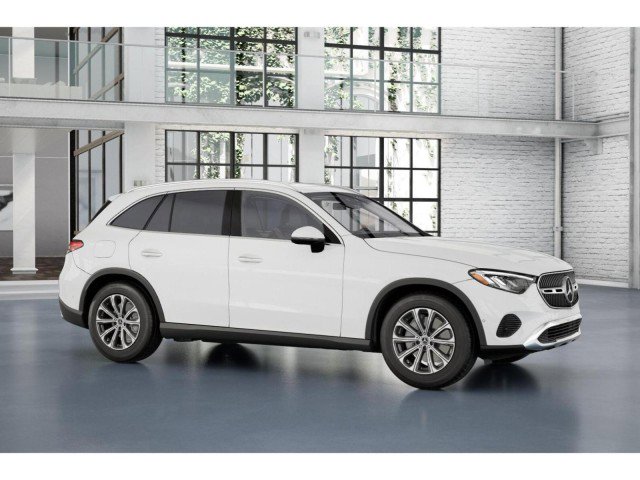 Used 2024 Mercedes-Benz GLC 300 4MATIC image 27