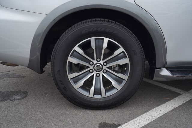 Used 2018 Nissan Armada SL w/ Moonroof Package image 42